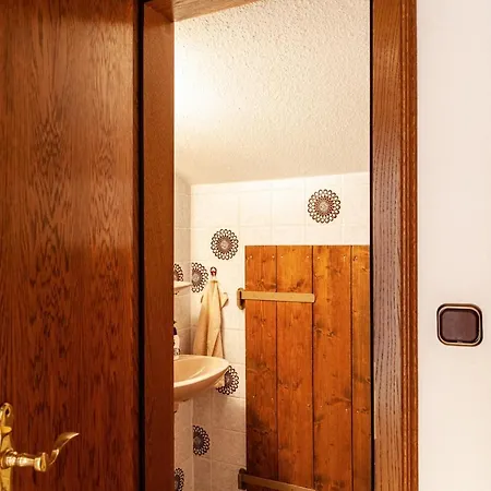 Aurikel Apartment
